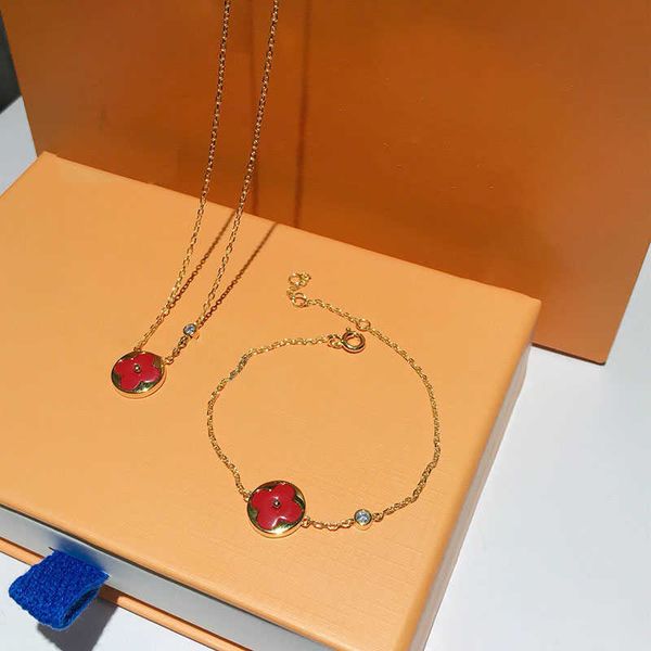 women's four leaf clover necklace, rhinestone pendant, high-quality red luxury jewelry, girlfriend gift, Silver
women's four leaf clover necklace, rhinestone pendant, high-quality red luxury jewelry, girlfriend gift, Silver