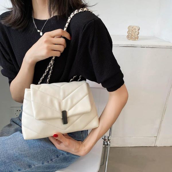 evening bags 2021 summer fashion v-line designer pu leather crossbody for women trends chain small purses and handbags solid color
evening bags 2021 summer fashion v-line designer pu leather crossbody for women trends chain small purses and handbags solid color