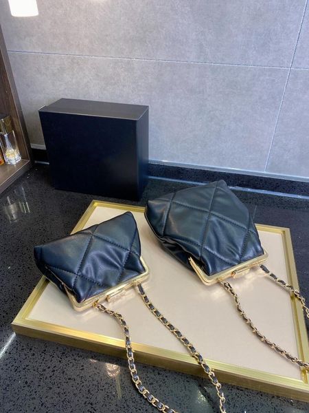 evening bags designer yuan custom leather material bucket bag summer business style cool messenger shoulder women
evening bags designer yuan custom leather material bucket bag summer business style cool messenger shoulder women