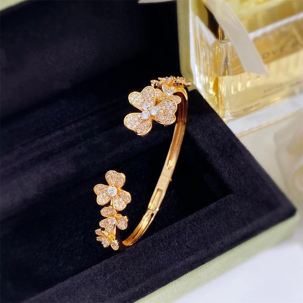 bangle 2021 fashion luxury jewelry exquisite sparkly diamonds multi flowers adjustable lady bracelet for women daily dating, Black
bangle 2021 fashion luxury jewelry exquisite sparkly diamonds multi flowers adjustable lady bracelet for women daily dating, Black
