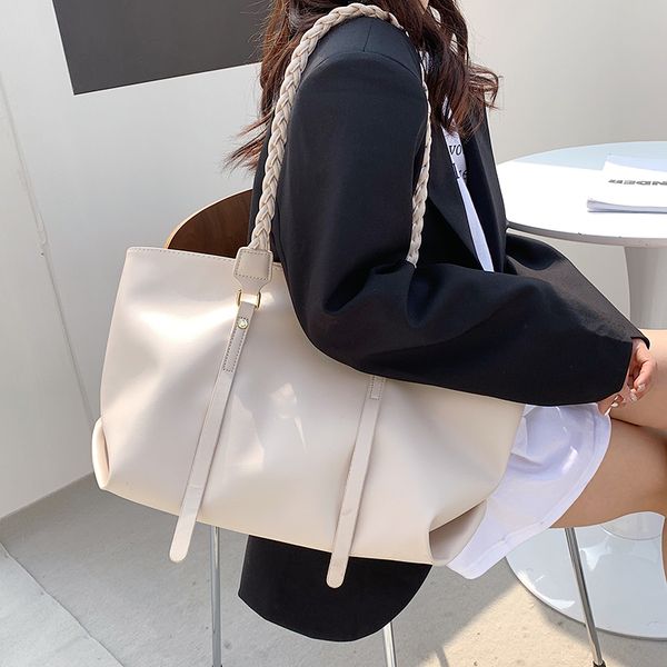 vintage womens hand bags designers luxury handbags weave women shoulder bags female andle bags fashion handbags mmm
vintage womens hand bags designers luxury handbags weave women shoulder bags female andle bags fashion handbags mmm