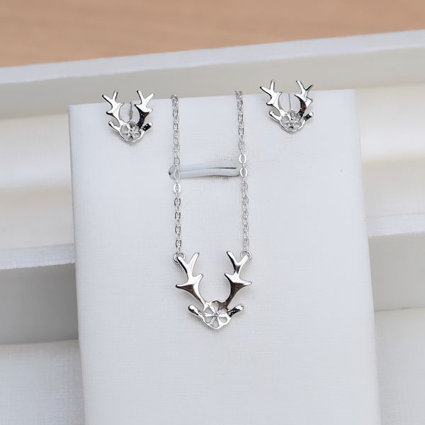 s925 silver necklace female korean pearl clavicle pendant christmas elk horn earrings personalized empty support inlaid fashion 1348
s925 silver necklace female korean pearl clavicle pendant christmas elk horn earrings personalized empty support inlaid fashion 1348
