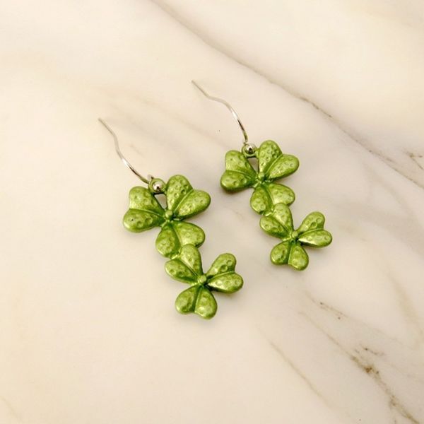 accessories versatile exaggeration small fresh lucky grass goddess show thin boutique lacquer earrings, Black
accessories versatile exaggeration small fresh lucky grass goddess show thin boutique lacquer earrings, Black