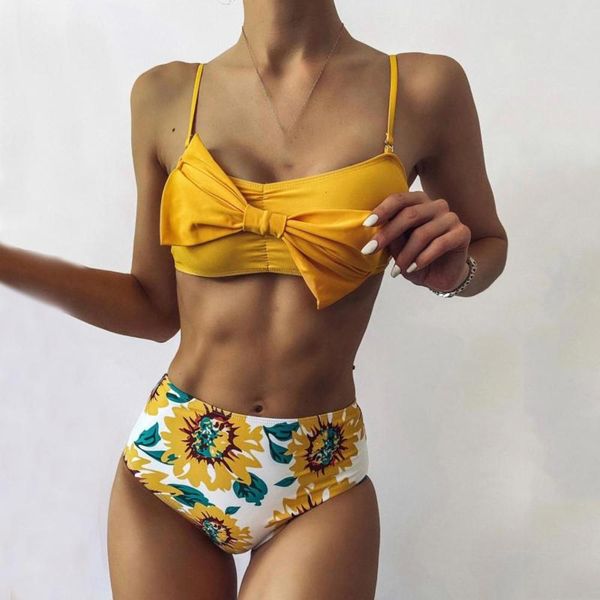 sling lady bowknot swimsuit for woman trendy 2021 new bikini sports swimwear sunflower print strap beach, White;black 
sling lady bowknot swimsuit for woman trendy 2021 new bikini sports swimwear sunflower print strap beach, White;black