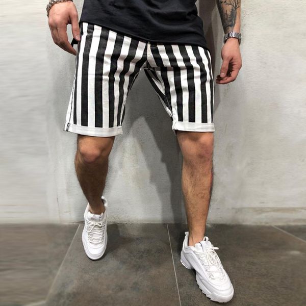 men's shorts 2021 casual sports pants bla and white che stripe fitness training trend, White;black
men's shorts 2021 casual sports pants bla and white che stripe fitness training trend, White;black