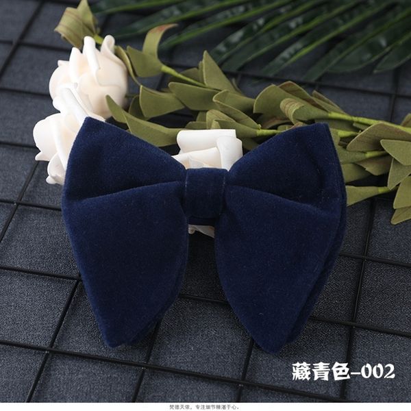 uc5 and wogold golden ties velvet men's and women's bow plush velvet large sharp angle trendy bow tie, Black;gray
uc5 and wogold golden ties velvet men's and women's bow plush velvet large sharp angle trendy bow tie, Black;gray