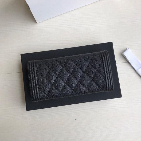 genuinel leather mens wallet with box luxurys designers wallet womens wallet purese credit card holder passport holder 196, Red;black
genuinel leather mens wallet with box luxurys designers wallet womens wallet purese credit card holder passport holder 196, Red;black