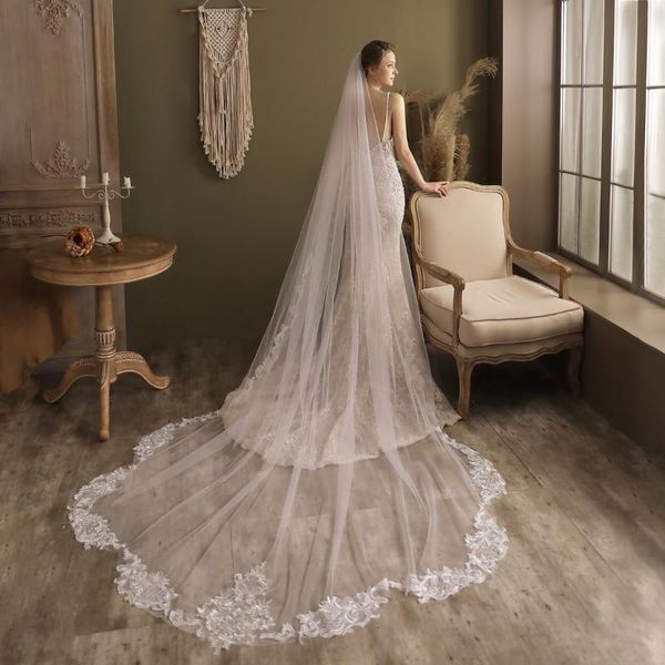 bridal veils high-end luxury long cathedral trailing wedding veil lace tulle headdress with comb for travel studio po v696, Black
bridal veils high-end luxury long cathedral trailing wedding veil lace tulle headdress with comb for travel studio po v696, Black