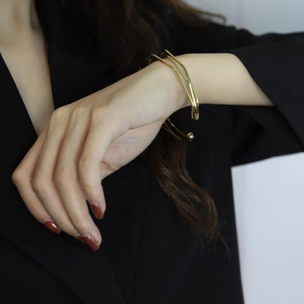bangle adjustable open bracelet men and women fashion jewelry irregular leaf flower party gift punk, Black
bangle adjustable open bracelet men and women fashion jewelry irregular leaf flower party gift punk, Black