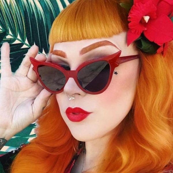 sunglasses fashion cat's eyes street pography ladies gafas de sol para mujer, White;black
sunglasses fashion cat's eyes street pography ladies gafas de sol para mujer, White;black