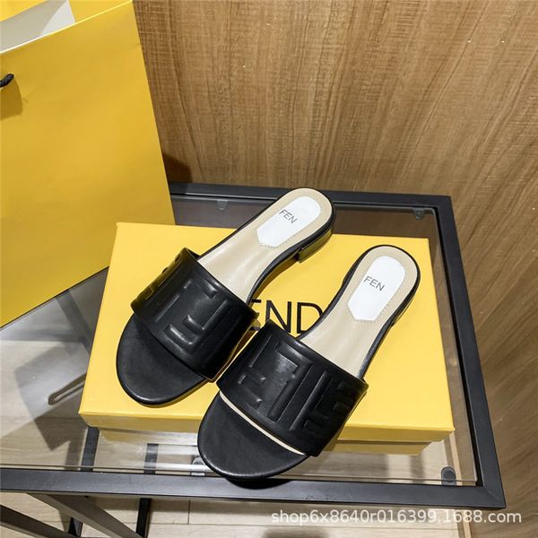 high version summer wear 2021 letter new french flat leather one line beach slippers women, Black
high version summer wear 2021 letter new french flat leather one line beach slippers women, Black