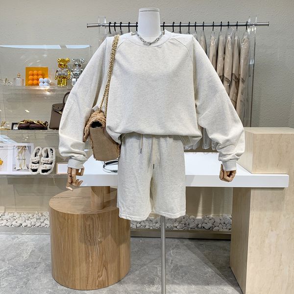 pant niche design around the bat-mango neck loose hoodie + drawstring high waist stretch leg tender shorts, White
pant niche design around the bat-mango neck loose hoodie + drawstring high waist stretch leg tender shorts, White