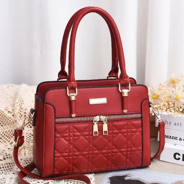 evening bags dl097-32 autumn and winter retro fashion coolrend lingg shoulder cross handbag spot wholesale
evening bags dl097-32 autumn and winter retro fashion coolrend lingg shoulder cross handbag spot wholesale