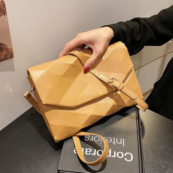 evening bags geometry envelope design pu leather crossbody shoulder for women 2021 summer luxury female solid color handbag
evening bags geometry envelope design pu leather crossbody shoulder for women 2021 summer luxury female solid color handbag
