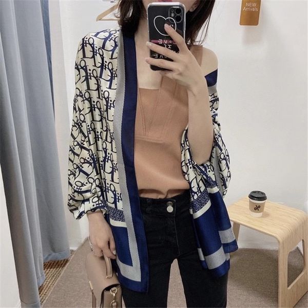 silk scarf women' new sunscreen travel in spring and summer, Blue;gray
silk scarf women' new sunscreen travel in spring and summer, Blue;gray