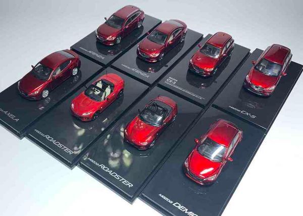 children's metal alloy toy car, mx-5, cx-3, mazda 3, axela, atenza, demio, gift, display box, 1:64
children's metal alloy toy car, mx-5, cx-3, mazda 3, axela, atenza, demio, gift, display box, 1:64