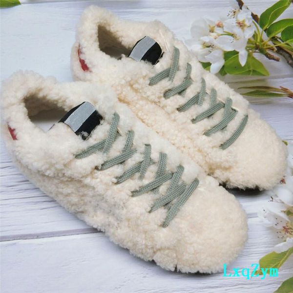 boots furry warm lover man sneakers wool lining winter snow shoes design lace up sport flats for women shearling 35-44, Black
boots furry warm lover man sneakers wool lining winter snow shoes design lace up sport flats for women shearling 35-44, Black
