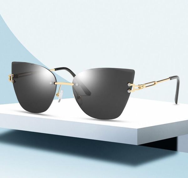 sunglasses luxury cat eye rhinestone decoration women uv400 retro brand chain metal frame shades summer sun glasses for female, White;black
sunglasses luxury cat eye rhinestone decoration women uv400 retro brand chain metal frame shades summer sun glasses for female, White;black