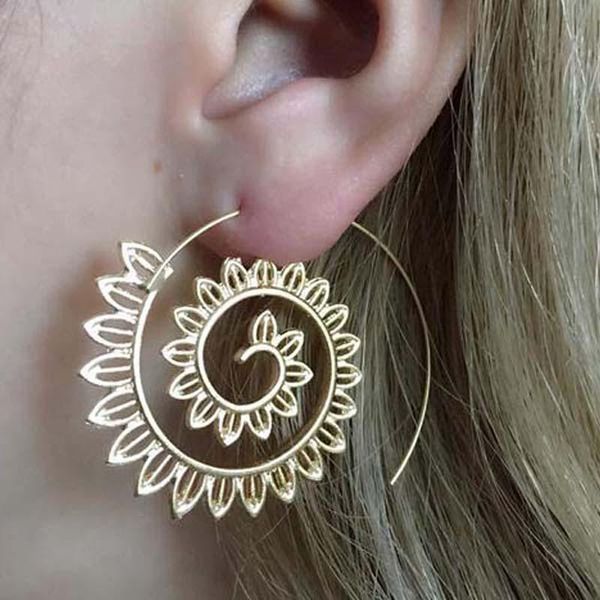 dangle & chandelier 2021 gold silver color bohemia personality cloud leaf shape hyperbole earrings spiral gear for women
dangle & chandelier 2021 gold silver color bohemia personality cloud leaf shape hyperbole earrings spiral gear for women