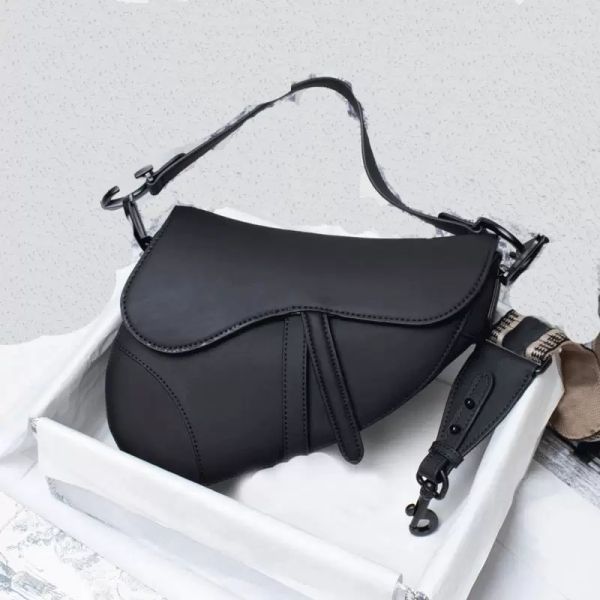 handbagbright light matte saddle bags women luxurys 2021designers fashion letter shoulder genuine leather messenger bag designer crossbody g
handbagbright light matte saddle bags women luxurys 2021designers fashion letter shoulder genuine leather messenger bag designer crossbody g