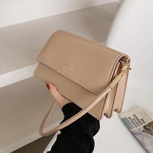 original brand handbags fashion messenger bag high-end shoulder square underarm dual-use bags
original brand handbags fashion messenger bag high-end shoulder square underarm dual-use bags