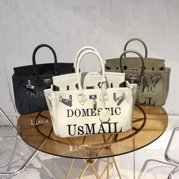 2021 spring and summer new women's net red same military cloth printed canvas portable one shoulder slant across big bag
2021 spring and summer new women's net red same military cloth printed canvas portable one shoulder slant across big bag