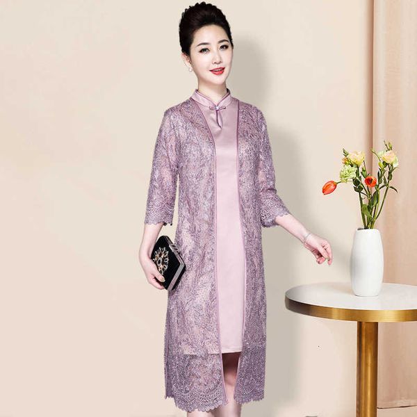luxury party evening dress 2021 spring and autumn chine style two-piece silk xiangyun satin vt skirt + mh embroidery outer shirt set, White;pink
luxury party evening dress 2021 spring and autumn chine style two-piece silk xiangyun satin vt skirt + mh embroidery outer shirt set, White;pink