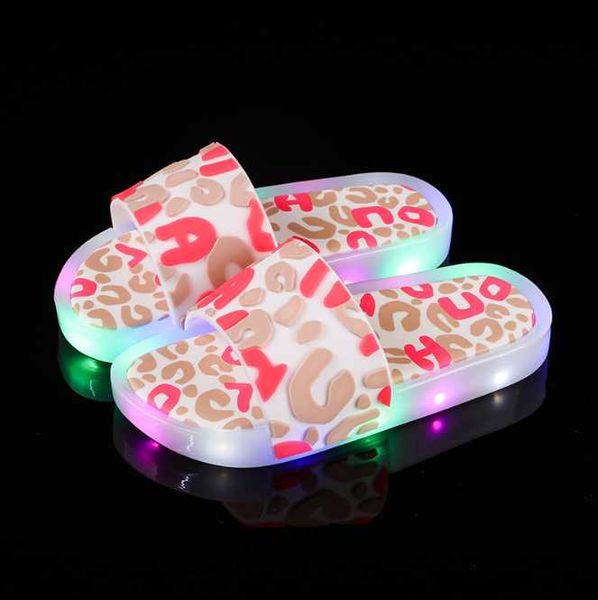 slipper 2021 footwear luminous jelly summer children' led girls slippers pvc non-slip beach sandals kids letters white, Black;grey
slipper 2021 footwear luminous jelly summer children' led girls slippers pvc non-slip beach sandals kids letters white, Black;grey