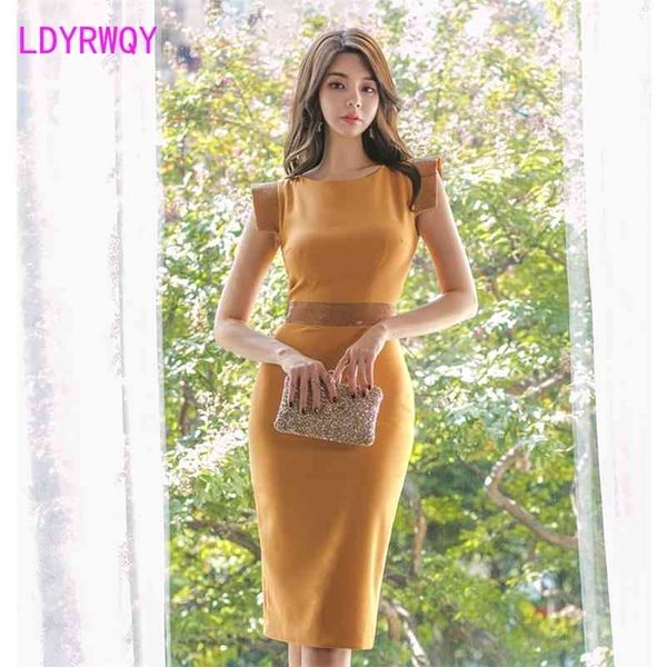 spring and summer korean version of the round neck slim rhinestone high waist package hip sleeveless dress 210416, Black;gray
spring and summer korean version of the round neck slim rhinestone high waist package hip sleeveless dress 210416, Black;gray