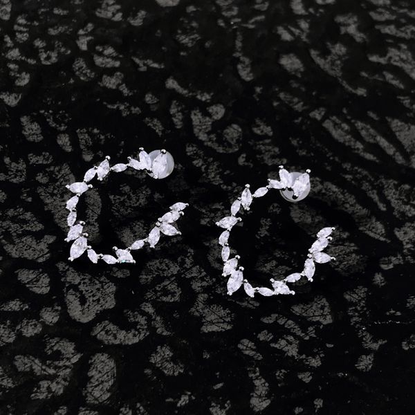 s925 sterling silver olive leaf circle spark earrings ear stud with drill elegant personality luxury brand monaco jewelry gifts for friends, Golden;silver
s925 sterling silver olive leaf circle spark earrings ear stud with drill elegant personality luxury brand monaco jewelry gifts for friends, Golden;silver