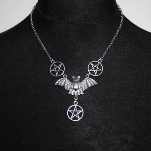 pendant necklaces vintage bat pentagram necklace witchcraft pagan witch jewelry wiccan women's protection, Silver
pendant necklaces vintage bat pentagram necklace witchcraft pagan witch jewelry wiccan women's protection, Silver