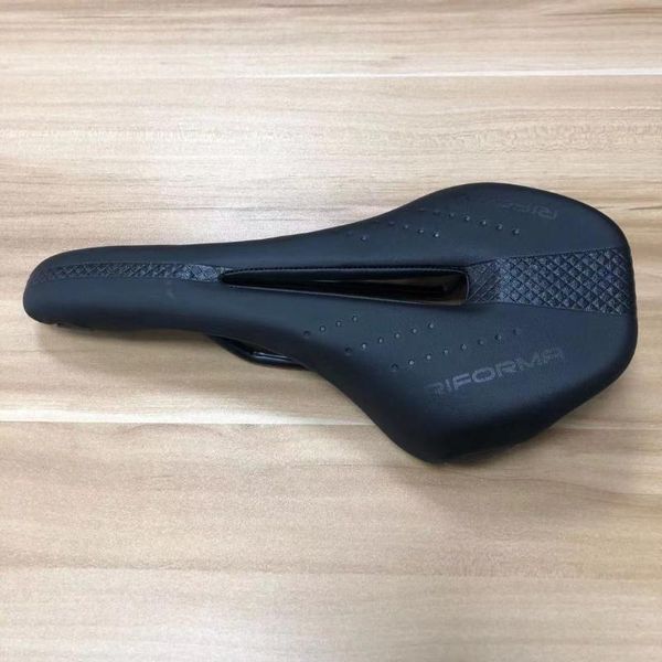 bike saddles hollow style general road mountain seat saddle lightweight cycling accessories cycle parts
bike saddles hollow style general road mountain seat saddle lightweight cycling accessories cycle parts