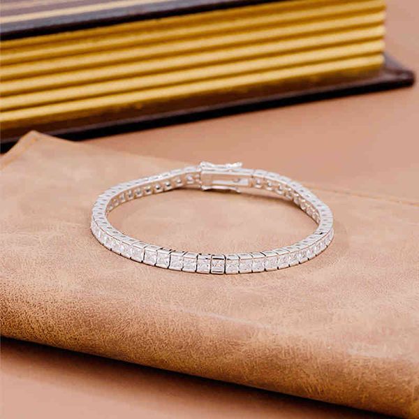4mm princess square bracelet s925 sterling silver high carbon diamond bracelets for women sparkling wedding party fine jewelry, Golden;silver
4mm princess square bracelet s925 sterling silver high carbon diamond bracelets for women sparkling wedding party fine jewelry, Golden;silver
