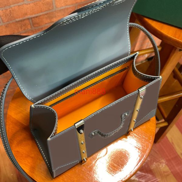 bags mini saigon bag wooden handle handbag single shoulder messenger women's handbags genuine leather tote designer purses wallet box l
bags mini saigon bag wooden handle handbag single shoulder messenger women's handbags genuine leather tote designer purses wallet box l