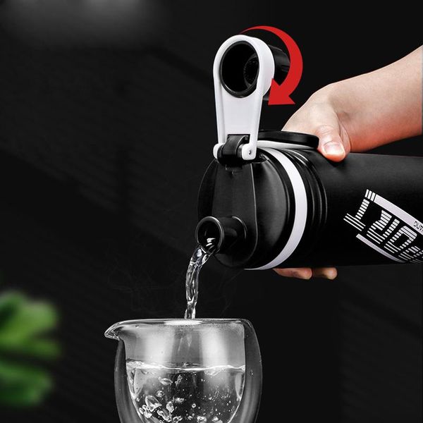 water bottles 780ml sports thermal bottle for riding climbing 316 stainless vacuum flask cold keeping insulated mug portable watercup
water bottles 780ml sports thermal bottle for riding climbing 316 stainless vacuum flask cold keeping insulated mug portable watercup