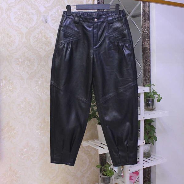 women's pants & capris 2021 arrival spring autumn genuine leather harem c717, Black;white
women's pants & capris 2021 arrival spring autumn genuine leather harem c717, Black;white