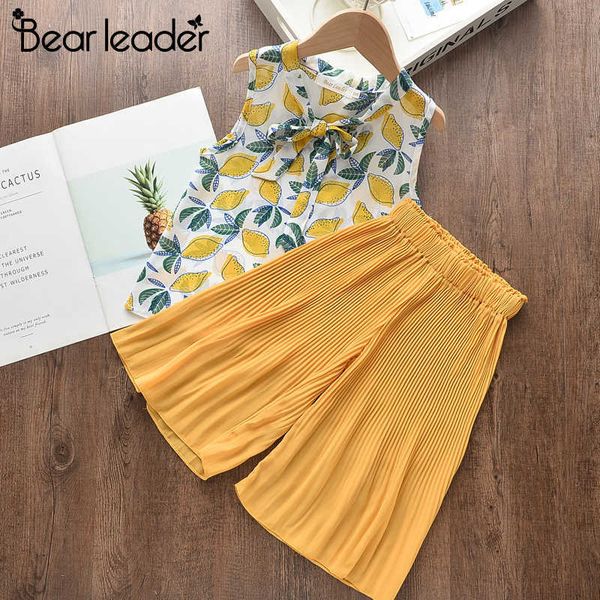 bear leader fashion girls sets summer sleeveless fruits print pattern with cute bow-knot casual gauze pants 2pcs kid clothes y0909, White
bear leader fashion girls sets summer sleeveless fruits print pattern with cute bow-knot casual gauze pants 2pcs kid clothes y0909, White