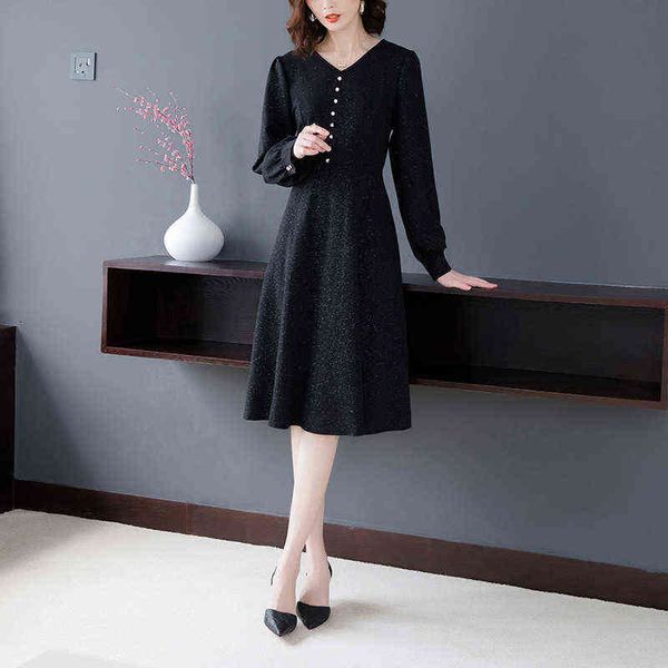 luxury dress 2022 autumn high-end foreign style large v-neck dresses thin waist versatile middle and long skirt with reduced age, Black;gray
luxury dress 2022 autumn high-end foreign style large v-neck dresses thin waist versatile middle and long skirt with reduced age, Black;gray