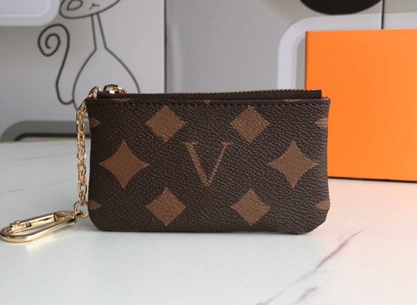 2021 fashion flowers designer wallets luxurys men women leather bags classic letters key coin purse original box plaid card holder 62650-1, Red;black
2021 fashion flowers designer wallets luxurys men women leather bags classic letters key coin purse original box plaid card holder 62650-1, Red;black