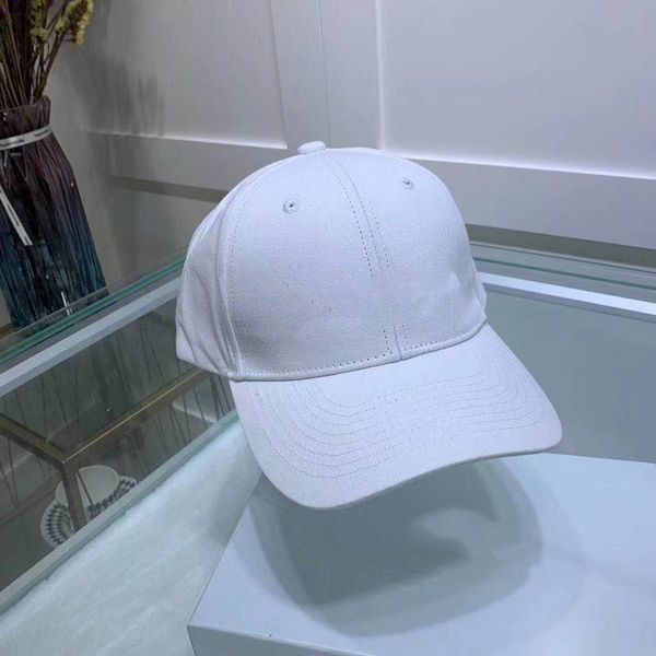 2021 fashion letter embroidery sports baseball cap bonnet winter cap women designers caps hats mens womens beanie d201204ce, Blue;gray
2021 fashion letter embroidery sports baseball cap bonnet winter cap women designers caps hats mens womens beanie d201204ce, Blue;gray