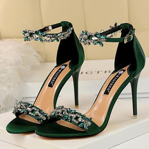 dress shoes 2021 women 9cm high heels crystal sandals lady silk wedding bridal sandles glitter prom luxury satin strap, Black
dress shoes 2021 women 9cm high heels crystal sandals lady silk wedding bridal sandles glitter prom luxury satin strap, Black