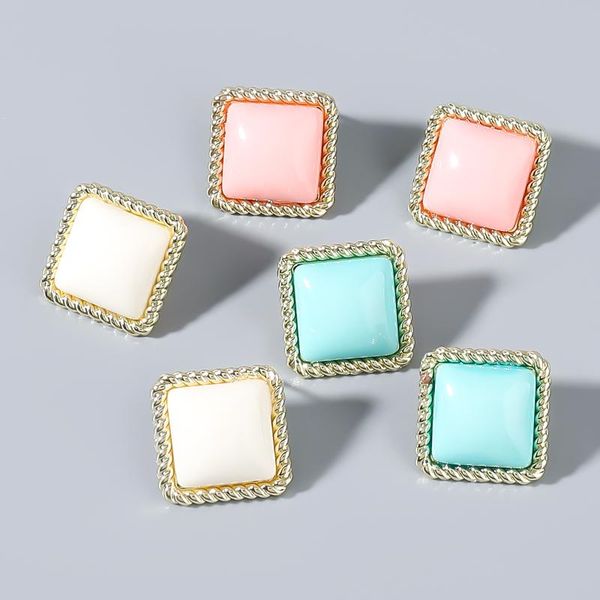 stud fashion metal resin geometric earrings women's small party accessories, Golden;silver
stud fashion metal resin geometric earrings women's small party accessories, Golden;silver