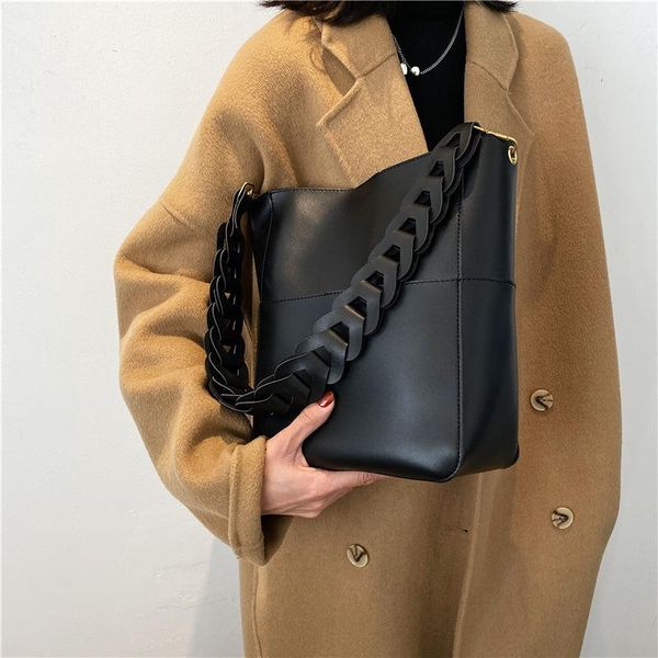 evening bags womens handbags autumn and winter large capacity women's fashion simple leisure bucket shoulder versatile messenger bag pu
evening bags womens handbags autumn and winter large capacity women's fashion simple leisure bucket shoulder versatile messenger bag pu