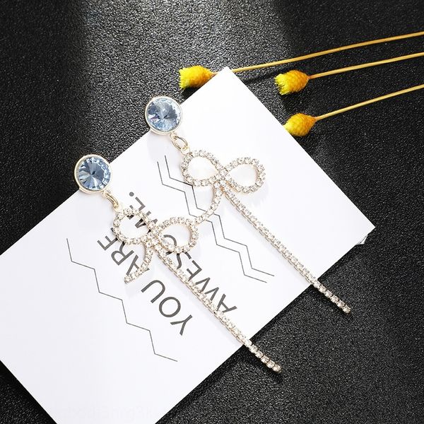 Baq south korean s925 silver needle gold plated butterfly tassel colorful stud zircon light luxury butterfly and earringsearrings for, Golden;silver
Baq south korean s925 silver needle gold plated butterfly tassel colorful stud zircon light luxury butterfly and earringsearrings for, Golden;silver