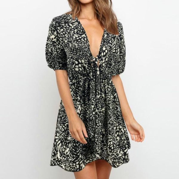 short sleeve dress women's casual fashion comfort printing v-neck small floral dresses for women party classy daily wear robes, Black;gray
short sleeve dress women's casual fashion comfort printing v-neck small floral dresses for women party classy daily wear robes, Black;gray