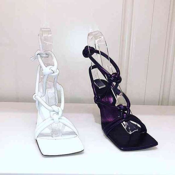 catwalk models summer leather shoes stiletto high heels cross straps cross-tied lace-up bow sandals size 35-41, Black
catwalk models summer leather shoes stiletto high heels cross straps cross-tied lace-up bow sandals size 35-41, Black