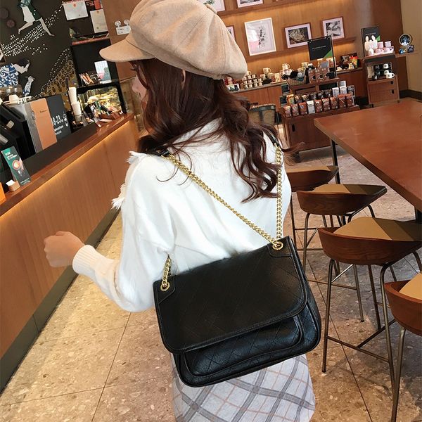 70% off factory store lingge chain new fall versatile single shoulder bag net red postman large messenger bag
70% off factory store lingge chain new fall versatile single shoulder bag net red postman large messenger bag