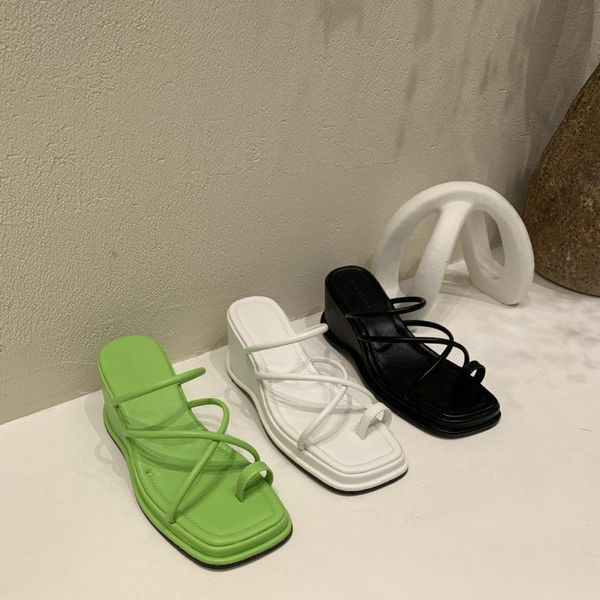 slippers low shoes flat luxury slides slipers women shale female beach designer 2021 sabot summer scandals fabric hoof heels rom, Black
slippers low shoes flat luxury slides slipers women shale female beach designer 2021 sabot summer scandals fabric hoof heels rom, Black