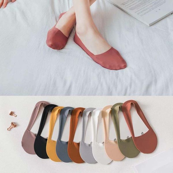 hosiery socks summer thin children's shallow mouth boat women's ice silk socks, Black;white
hosiery socks summer thin children's shallow mouth boat women's ice silk socks, Black;white