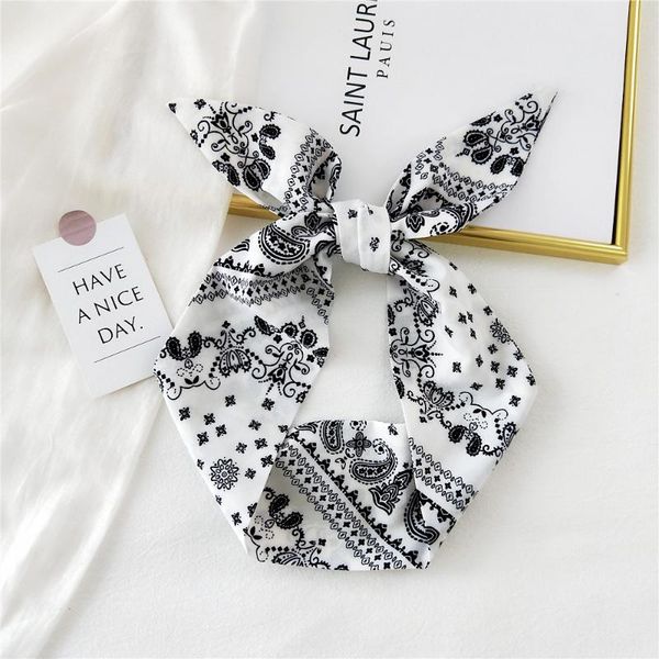 neck ties fashion long small silk scarf women's shirt hair bag tie ribbon thin scarves pasiley floral bags handle hand, Blue;purple
neck ties fashion long small silk scarf women's shirt hair bag tie ribbon thin scarves pasiley floral bags handle hand, Blue;purple